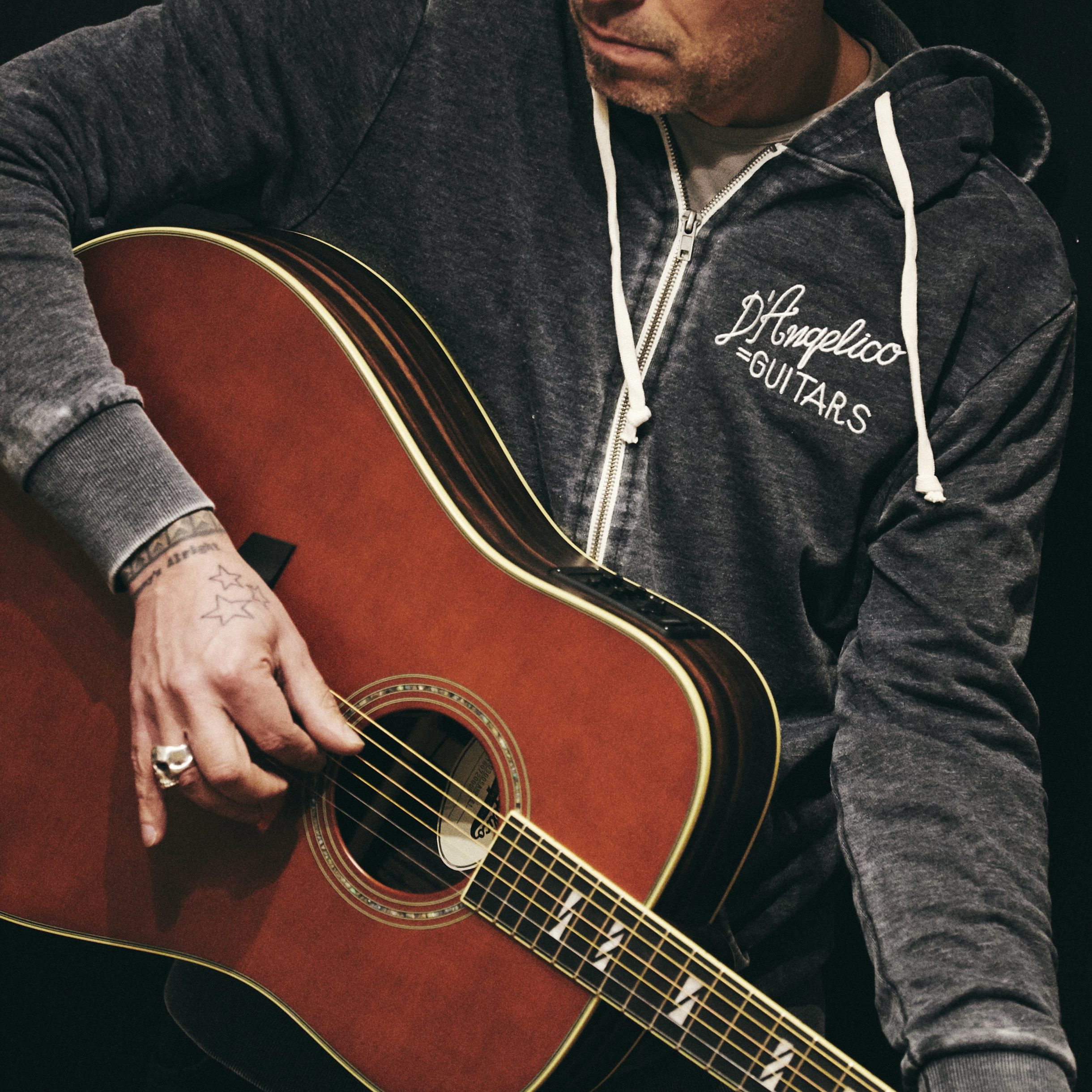 Kenmare ZipUp D'Angelico Guitars