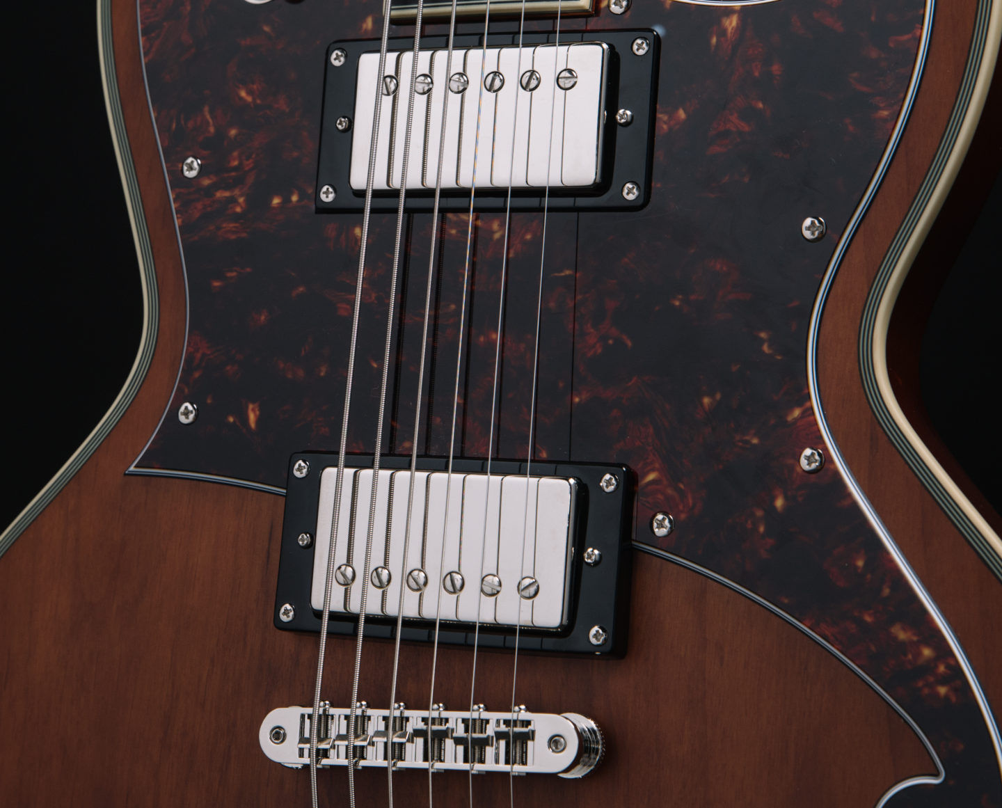 Deluxe Atlantic Baritone D'Angelico Guitars